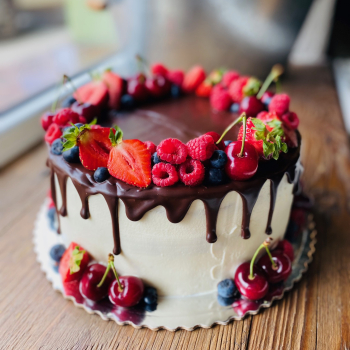 45kg-mascarpne-torta-s-ovocm